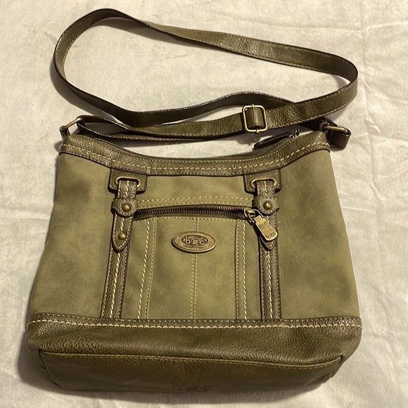 boc Handbags - Olive Green Leather Shoulder Bag